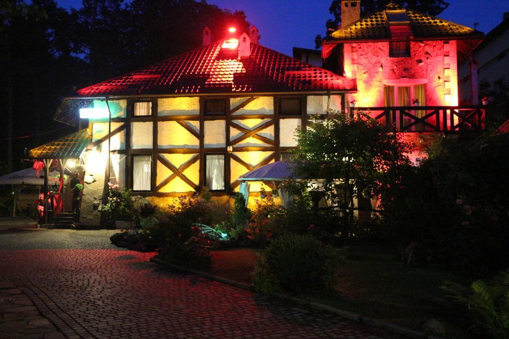 Eco Grill Hotel Restaurant Aquarius 리비프 외부 사진